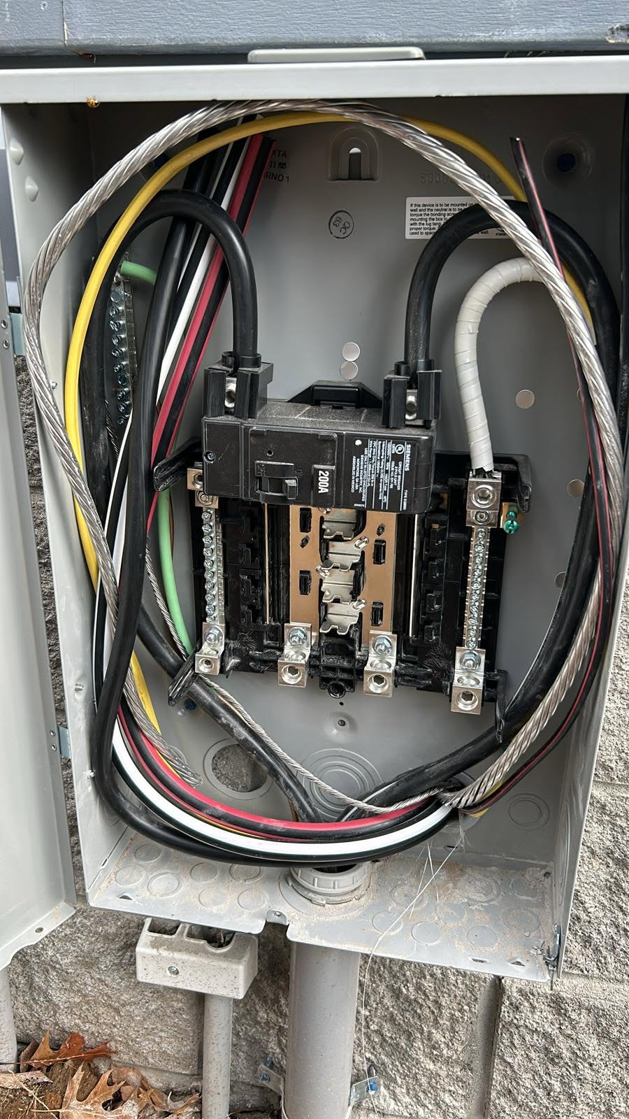 Electrical service panel wiring